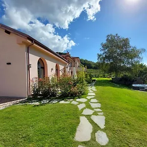 Peq Agri-resort Tovo Vakantieboerderij